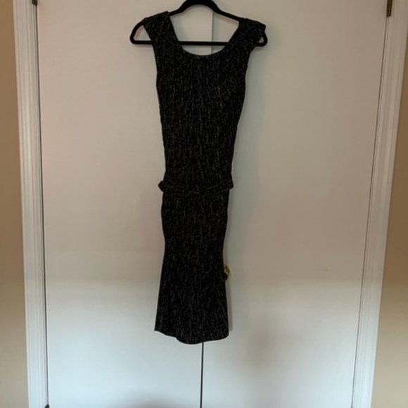 🎉HP🎉 The Limited Dress - Versatile - Picture 7 of 10